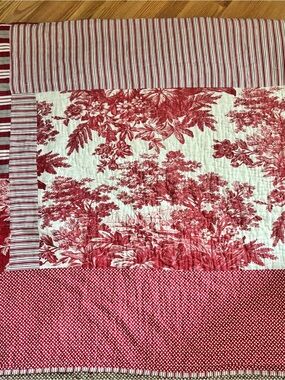Pottery Barn Red Matine Toile Patchwork King Quilt
